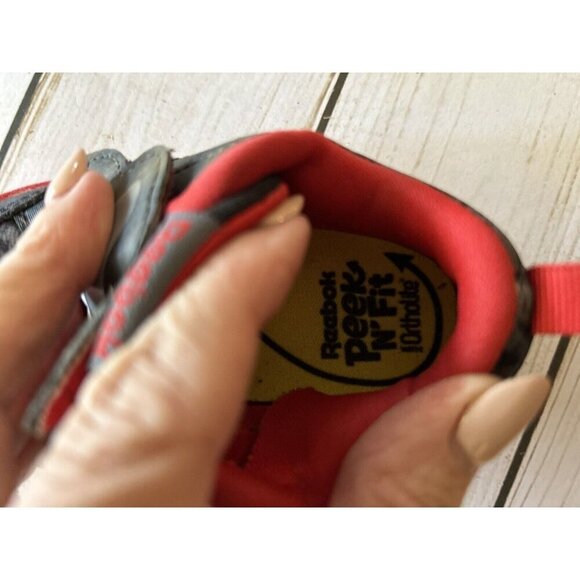 Reebok Classic Youth toddler size 4 Shark Shoes black slip on rubber sole - Picture 5 of 6